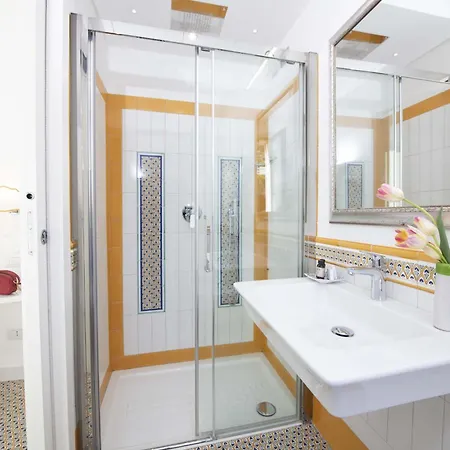 Βίλα - Costa Incantata
